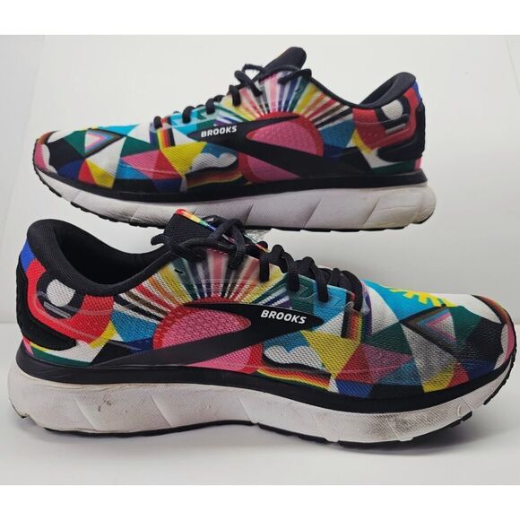 Brooks Men 12 Comfy footwear main image 5